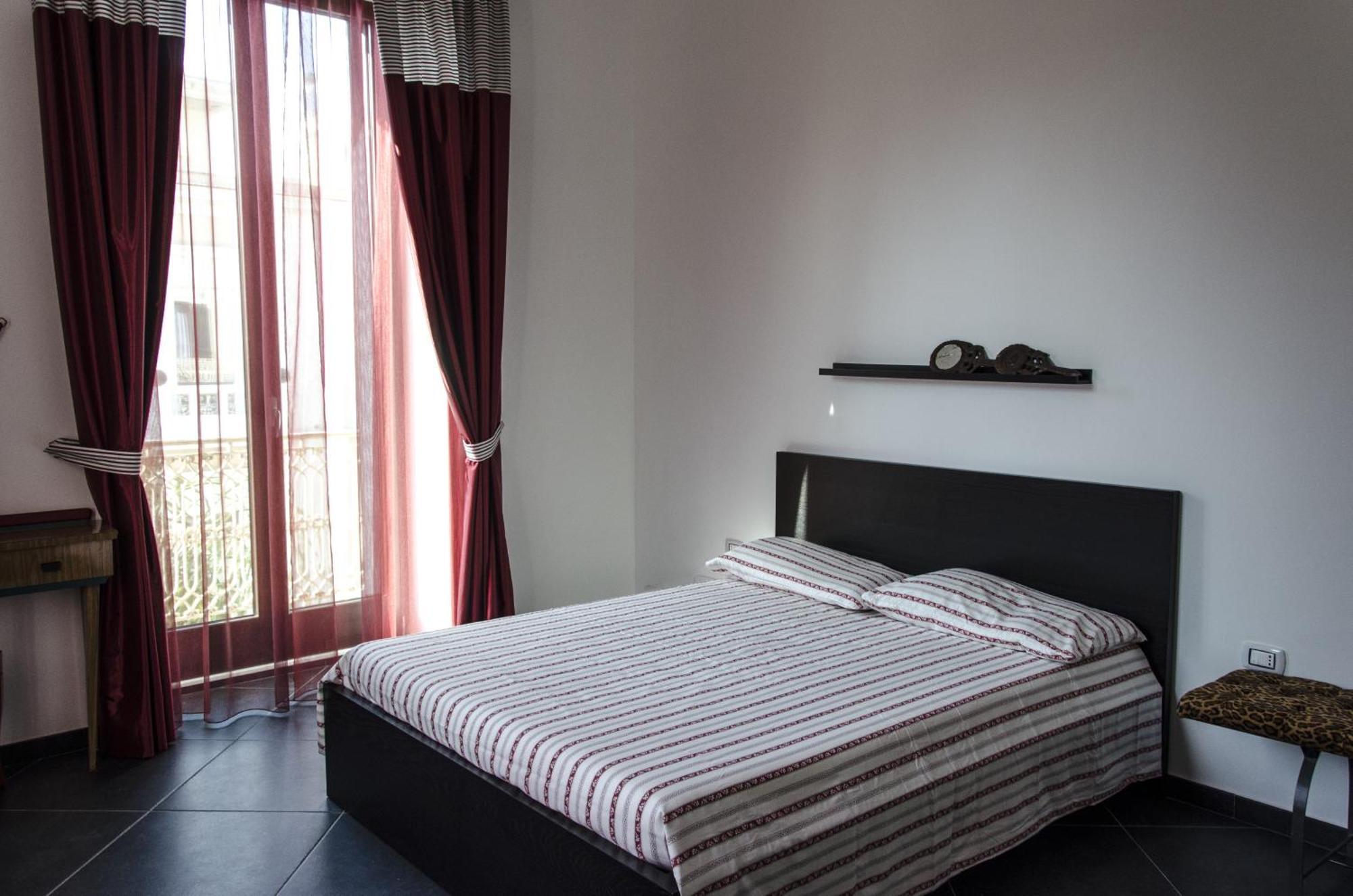 Maria Vittoria Charming Rooms And Apartments Brindisi Pokoj fotografie